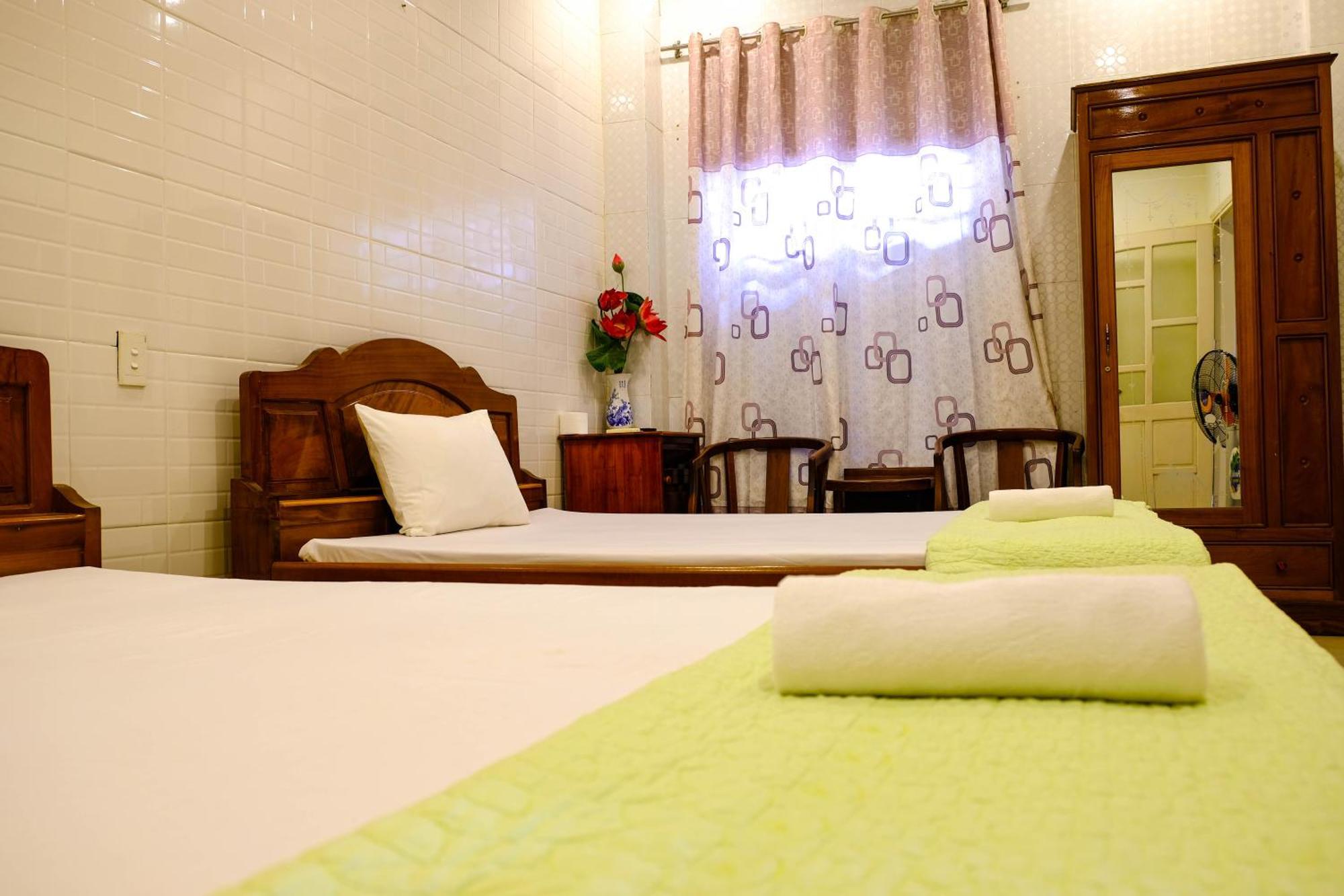 Lucky Hoi An Hotel Esterno foto