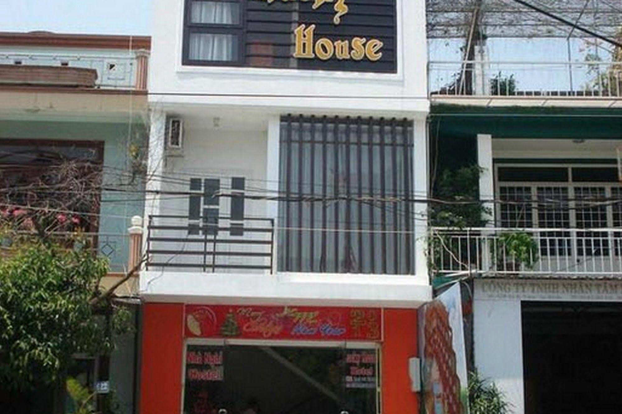 Lucky Hoi An Hotel Esterno foto