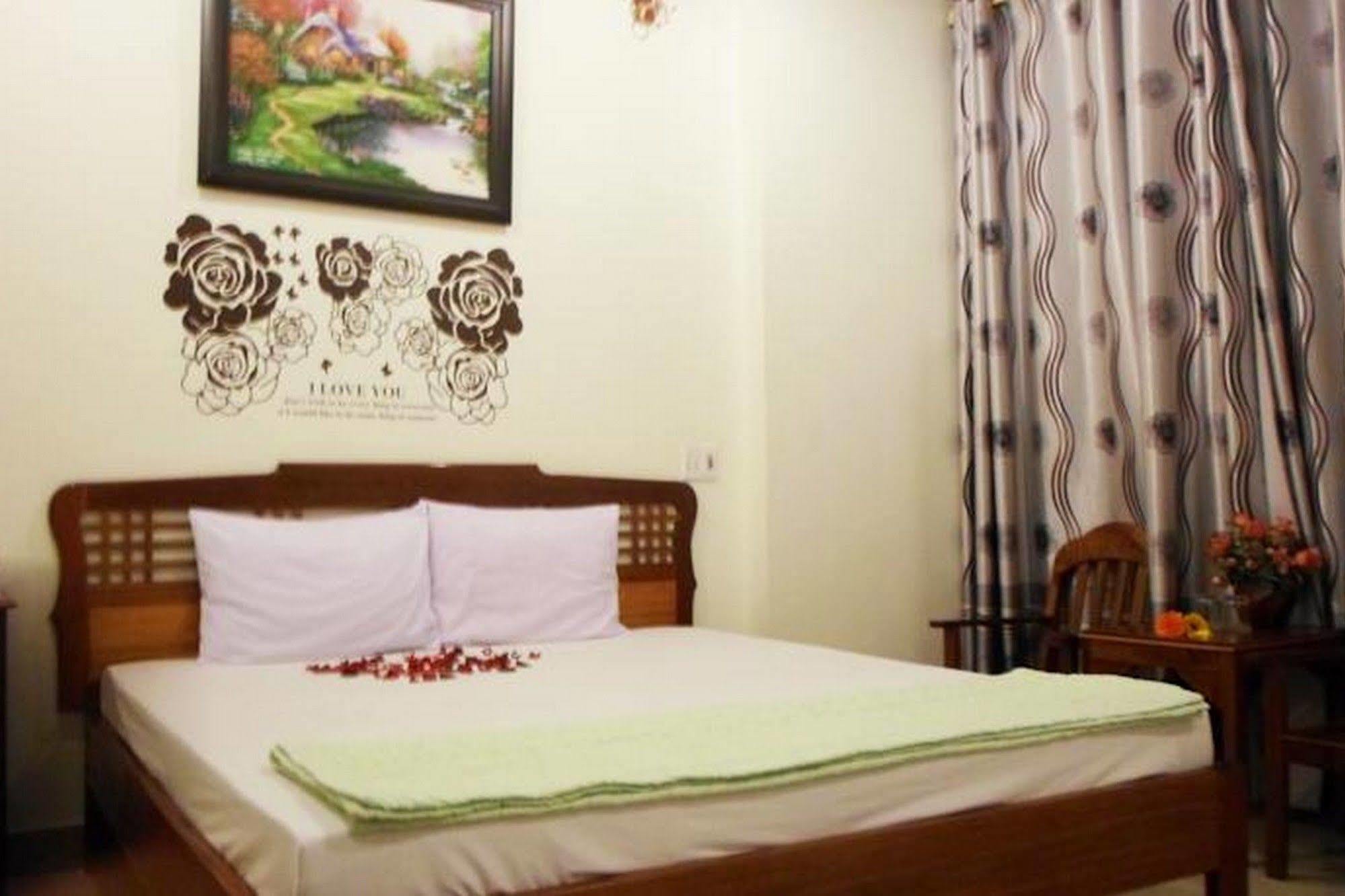 Lucky Hoi An Hotel Esterno foto
